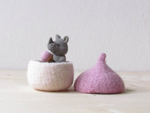 Felt acorn bowl/eco friendly toy/waldorf toy/pink/Tooth fairy pillow for girl/nursery decoration/baby shower gift