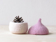 Felt acorn bowl/eco friendly toy/waldorf toy/pink/Tooth fairy pillow for girl/nursery decoration/baby shower gift