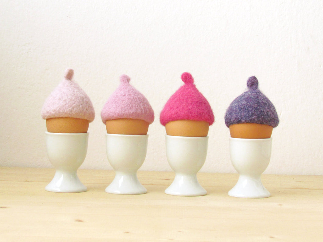 Egg cozy for Easter - cherry blossom pink pastel - felted acorn cap - Set of four - Cozy gift - Easter table decor
