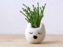 Cat planter/Small pot for succulents/white Cat head planter/Felt succulent planter/cat lover gift/Gift for her