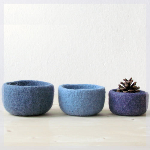 Catchall/Felted bowl/Blue home decor/Ombré blue lavender/Organic eco friendly/nesting bowls/ring holder/gift for her