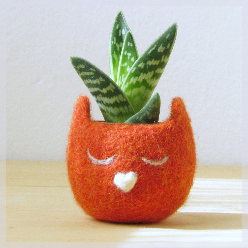 Personalized planter/Cat head planter/Small succulent pot/Felt succulent planter/cat lover gift